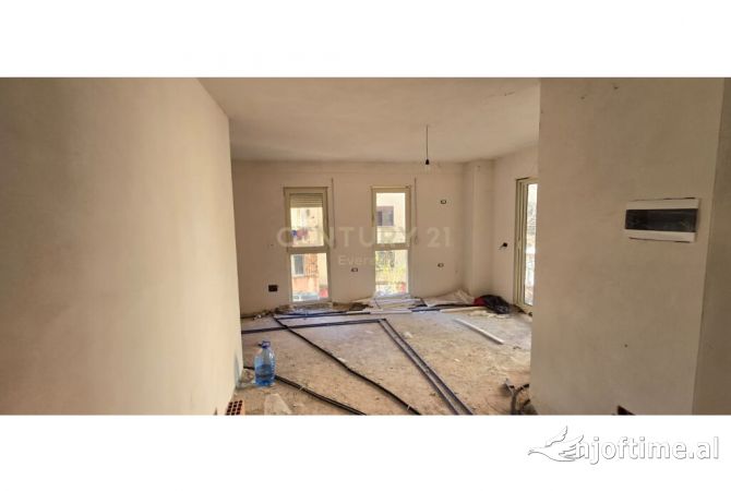 Shtepi ne shitje 2+1 ne Tirane - 179,000 Euro