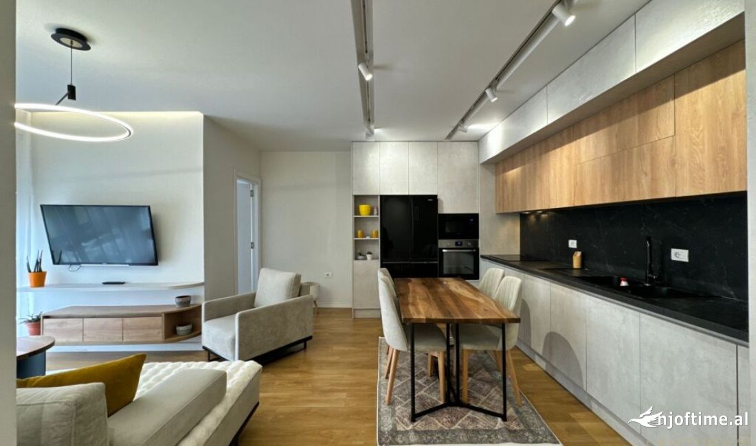 Shtepi me qera Apartament ne Tirane, 2+1, Mobilimi E mobiluar, Pagesa 700  Euro.