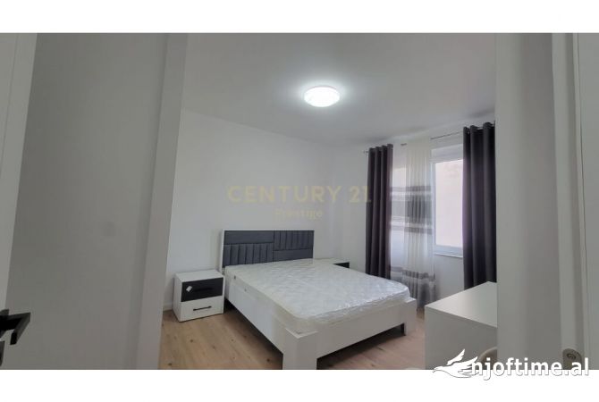 Shtepi me qera Apartament ne Tirane, 2+1, Mobilimi E mobiluar, Pagesa 700  Euro.