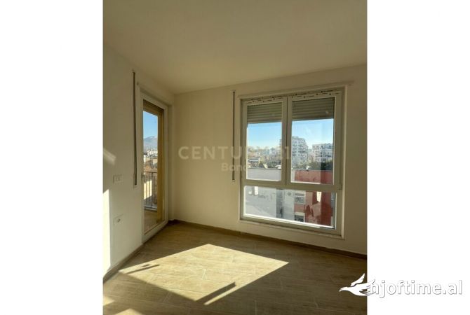 Shtepi ne shitje 1+1 ne Tirane - 125,000 Euro