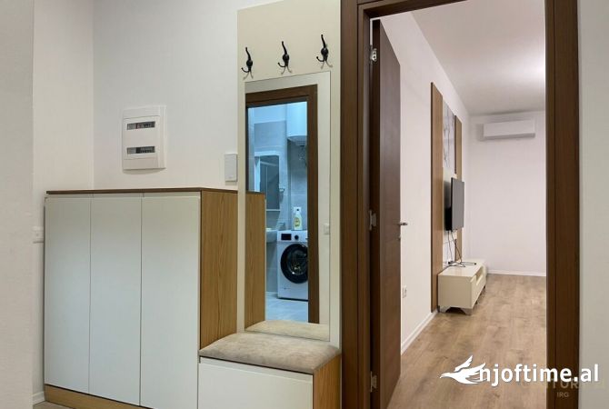 Shtepi me qera Apartament ne Tirane, 2+1, Mobilimi E mobiluar, Pagesa 800  Euro.