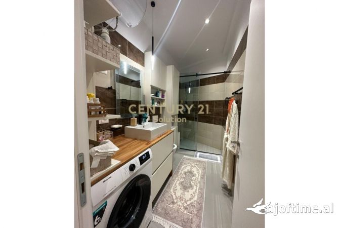 Shtepi me qera Apartament ne Tirane, 1+1, Mobilimi E mobiluar, Pagesa 650  Euro.