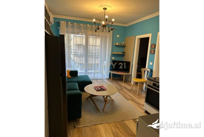 Shtepi me qera 2+1 ne Tirane - 600 Euro