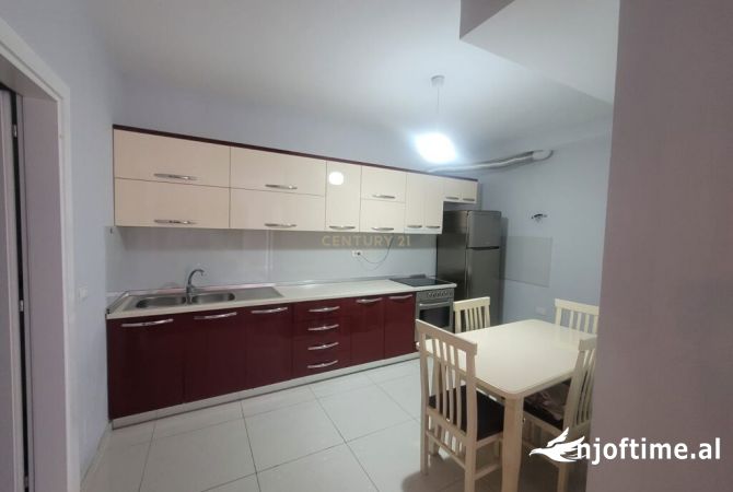Shtepi me qera 1+1 ne Tirane - 300 Euro