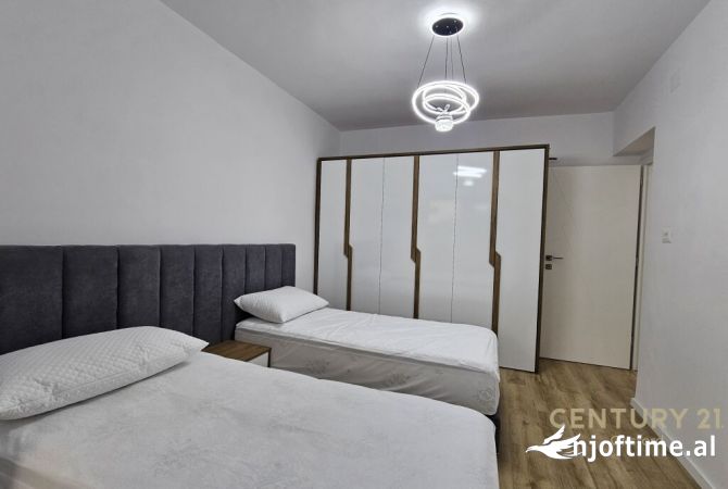 Shtepi me qera 2+1 ne Tirane - 700 Euro