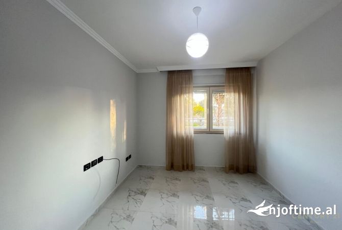 Shtepi ne shitje 2+1 ne Tirane - 130,000 Euro
