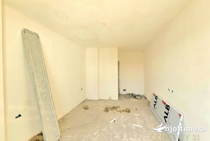 Shtepi ne shitje 1+1 ne Tirane - 120,000 Euro