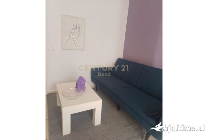 Shtepi me qera Apartament ne Tirane, 1+1, Mobilimi E mobiluar, Pagesa 500  Euro.