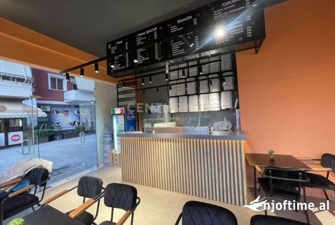 Ambient biznesi me qera 2+1 ne Tirane - 18,000 Euro
