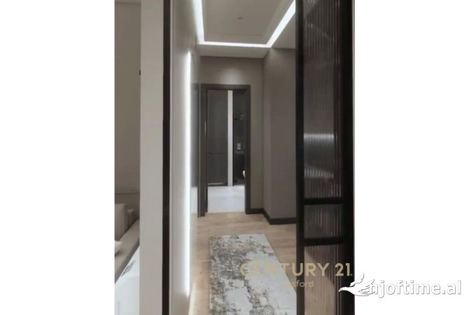 Shtepi me qera Apartament ne Tirane, 1+1, Mobilimi E mobiluar, Pagesa 1,000  Euro.