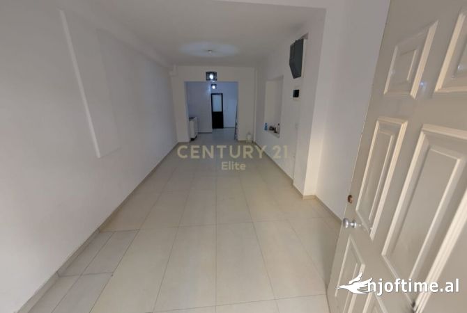 Ambient biznesi ne shitje 3+1 ne Tirane - 120,000 Euro