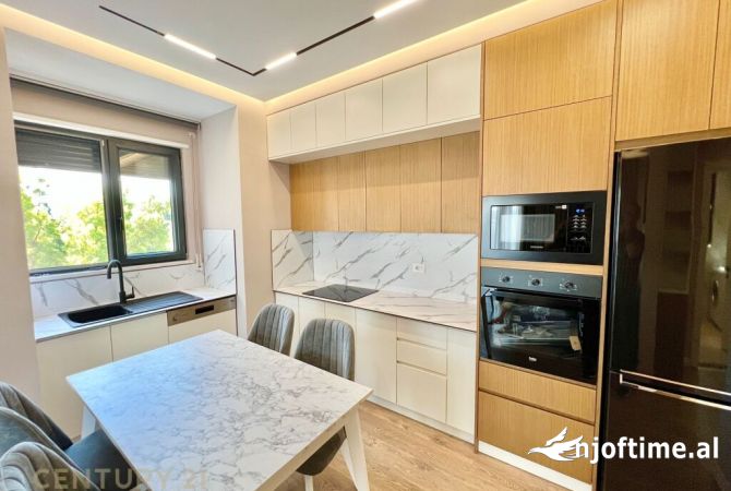 Shtepi me qera Apartament ne Tirane, 2+1, Mobilimi E mobiluar, Pagesa 1,100  Euro.