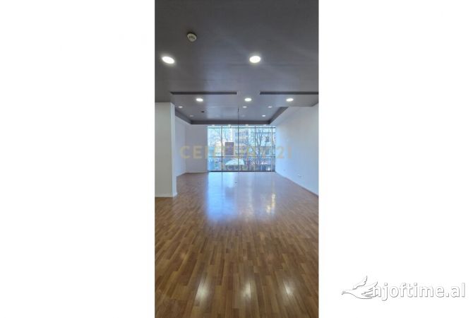 Ambient biznesi me qera 3+1 ne Tirane - 2,500 Euro