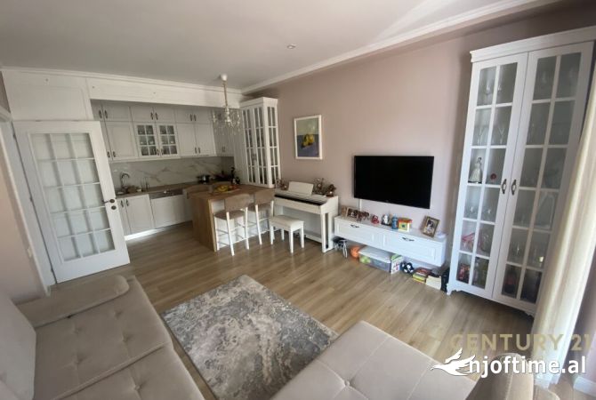 Shtepi ne shitje 1+1 ne Tirane - 115,000 Euro