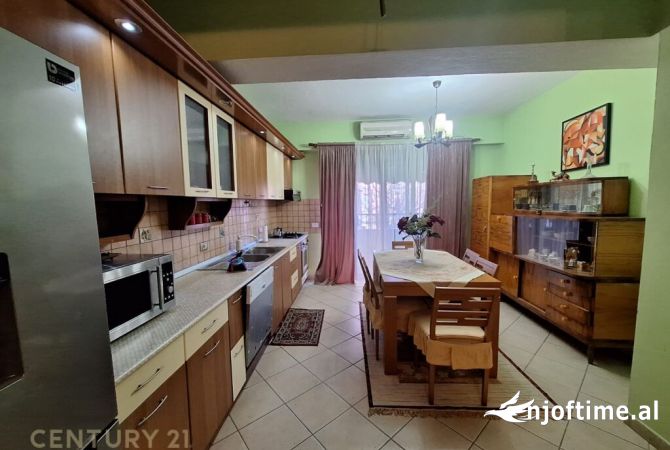 Shtepi me qera 1+1 ne Tirane - 550 Euro