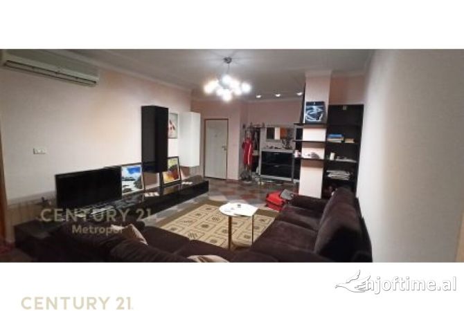 Shtepi me qera 2+1 ne Tirane - 750 Euro