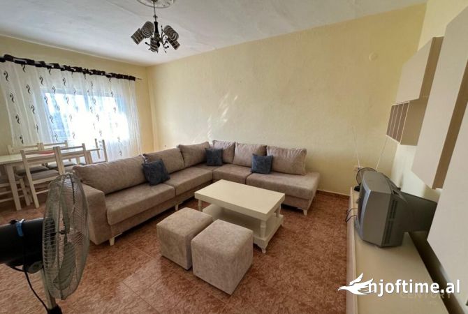 Shtepi ne shitje 1+1 ne Tirane - 75,000 Euro
