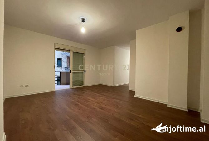 Shtepi ne shitje 1+1 ne Tirane - 140,000 Euro