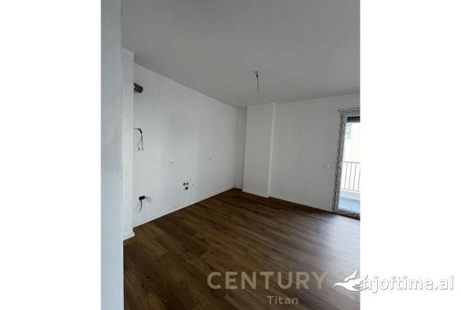 Shtepi ne shitje 2+1 ne Tirane - 170,000 Euro