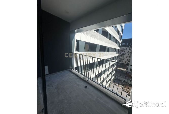 Shtepi ne shitje Apartament ne Tirane, 1+1, Mobilimi Bosh, pa mobiluar, Pagesa 120,000  Euro.