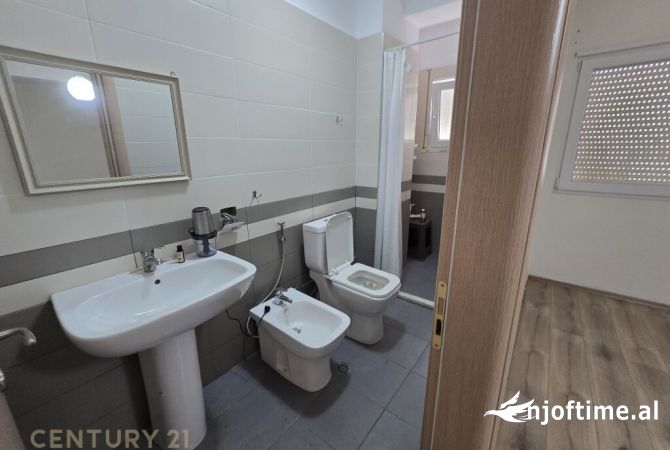 Shtepi ne shitje 3+1 ne Tirane - 289,000 Euro