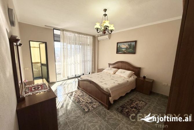 Shtepi me qera 2+1 ne Tirane - 650 Euro