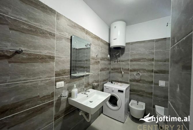 Shtepi me qera Apartament ne Tirane, 1+1, Mobilimi E mobiluar, Pagesa 500  Euro.