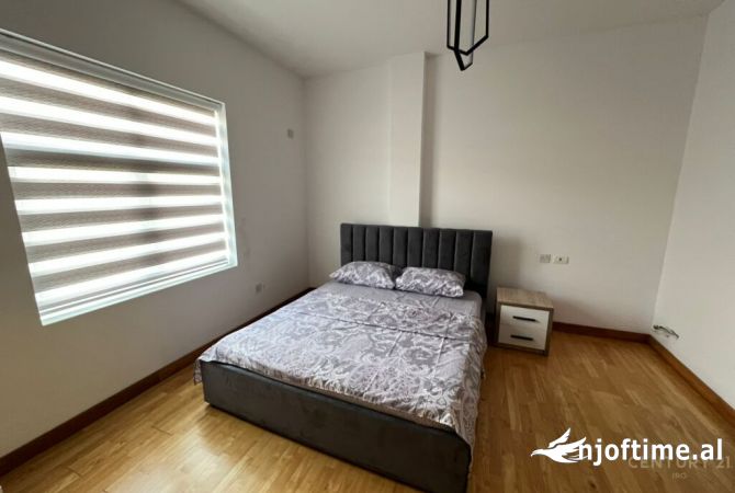 Shtepi me qera 2+1 ne Tirane - 550 Euro