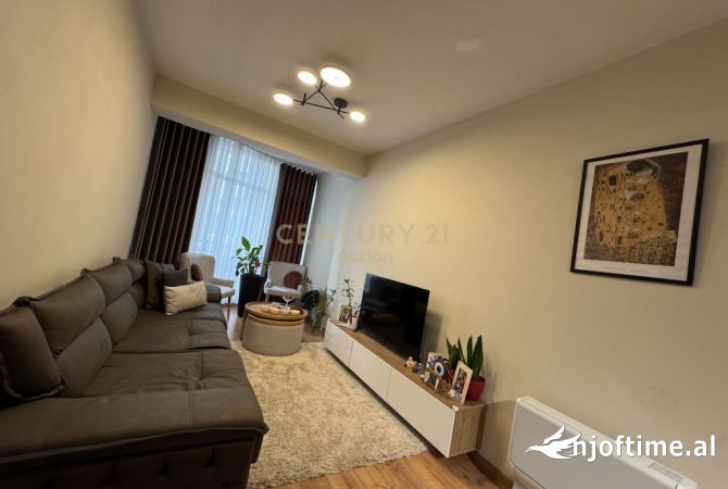 Shtepi ne shitje 2+1 ne Tirane - 210,000 Euro
