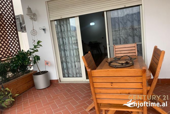 Shtepi me qera Apartament ne Tirane, 2+1, Mobilimi E mobiluar, Pagesa 600  Euro.