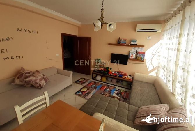 Shtepi ne shitje 2+1 ne Tirane - 124,000 Euro