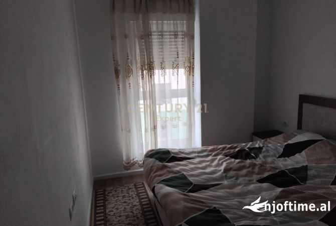 Shtepi me qera 2+1 ne Tirane - 500 Euro