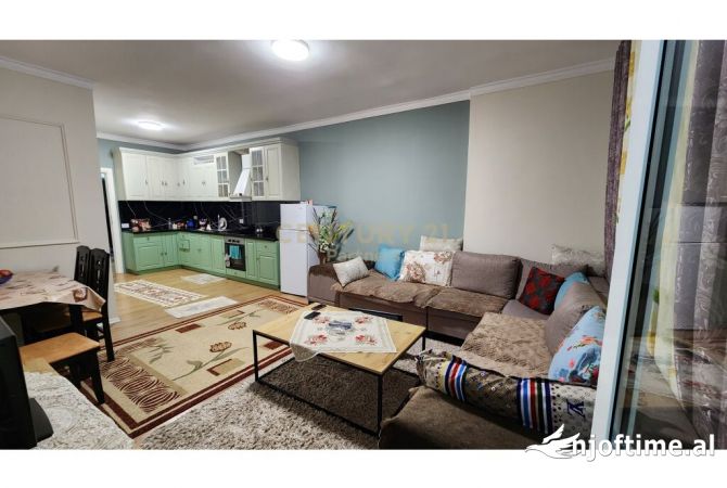 Shtepi ne shitje 1+1 ne Tirane - 90,000 Euro