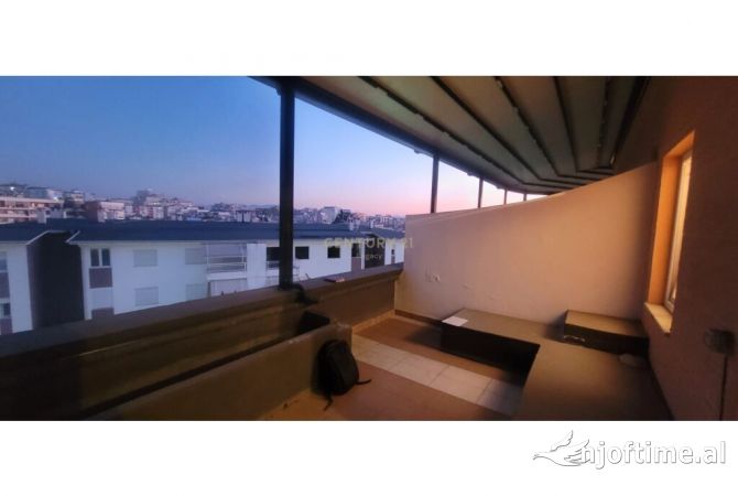 Ambient biznesi me qera 5+1 ne Tirane - 4,000 Euro