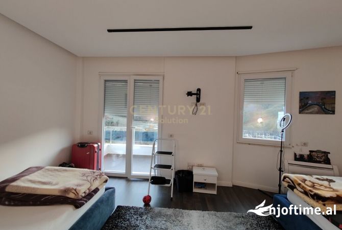 Shtepi ne shitje Apartament ne Tirane, 2+1, Mobilimi E mobiluar, Pagesa 445,000  Euro.