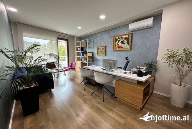 Ambient biznesi me qera 3+1 ne Tirane - 3,000 Euro