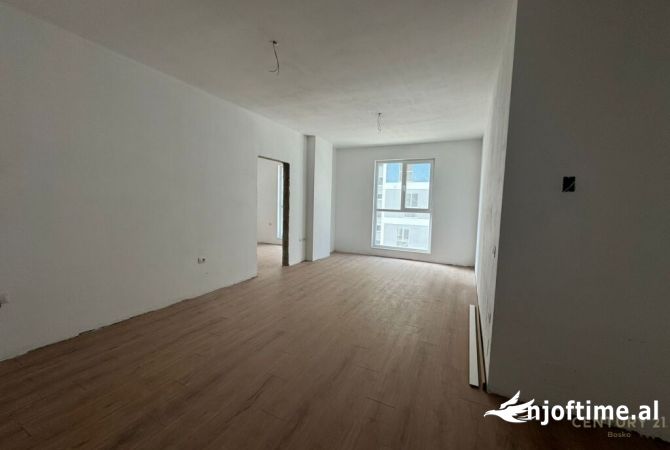 Shtepi ne shitje 2+1 ne Tirane - 114,000 Euro