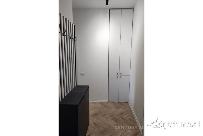 Shtepi me qera Apartament ne Tirane, 1+1, Mobilimi E mobiluar, Pagesa 550  Euro.