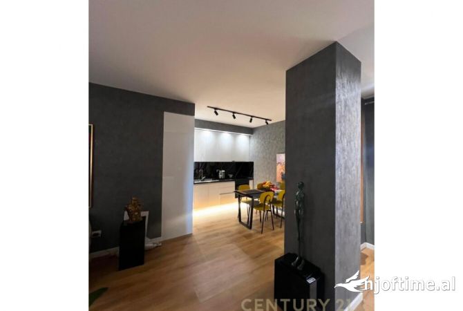 Shtepi ne shitje 2+1 ne Tirane - 290,000 Euro