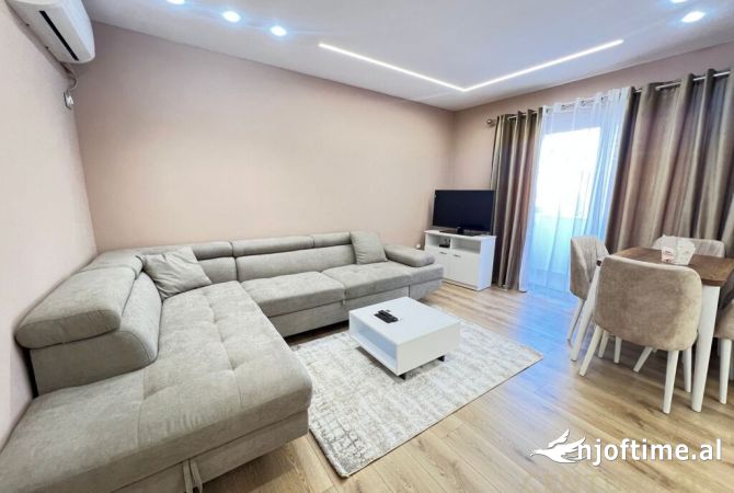Shtepi me qera 2+1 ne Tirane - 850 Euro