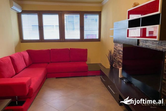 Shtepi me qera 3+1 ne Tirane - 700 Euro
