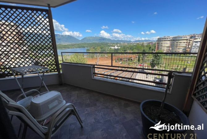 Shtepi ne shitje 2+1 ne Tirane - 300,000 Euro
