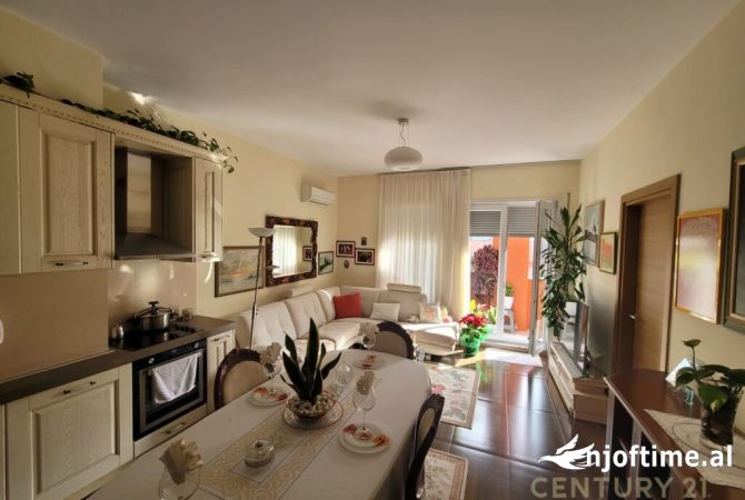 Shtepi ne shitje 2+1 ne Tirane - 207,000 Euro