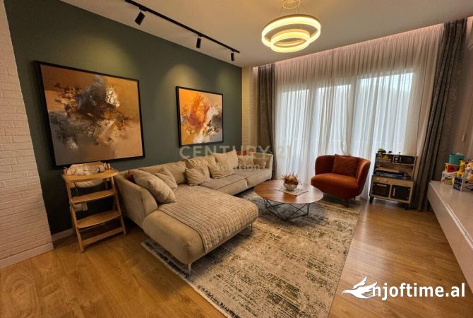 Shtepi ne shitje 2+1 ne Tirane - 250,000 Euro
