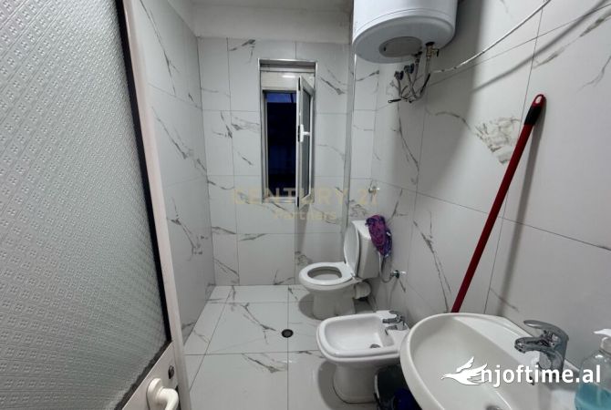 Shtepi ne shitje 1+1 ne Tirane - 77,000 Euro