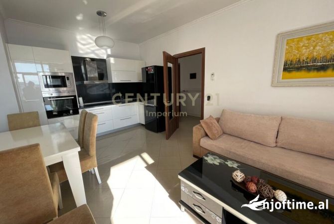Shtepi ne shitje Apartament ne Tirane, 1+1, Mobilimi E mobiluar, Pagesa 90,000  Euro.