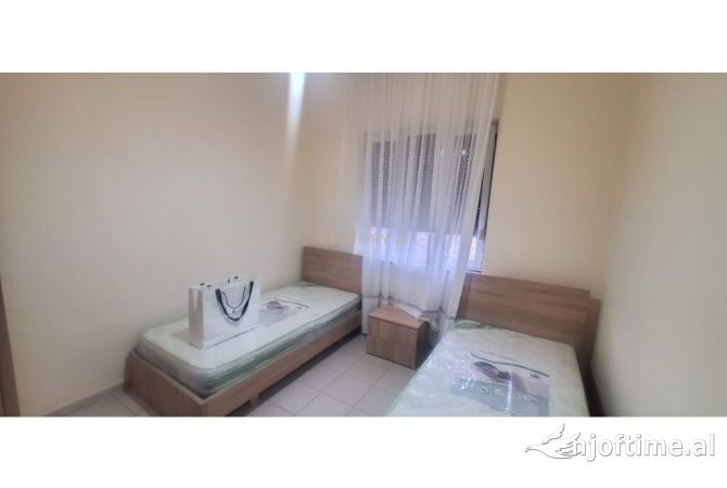 Shtepi me qera 2+1 ne Tirane - 470 Euro