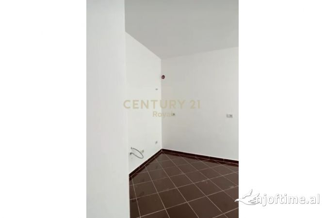 Shtepi ne shitje 2+1 ne Tirane - 100,000 Euro