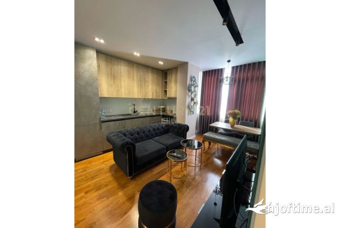 Shtepi me qera 1+1 ne Tirane - 750 Euro