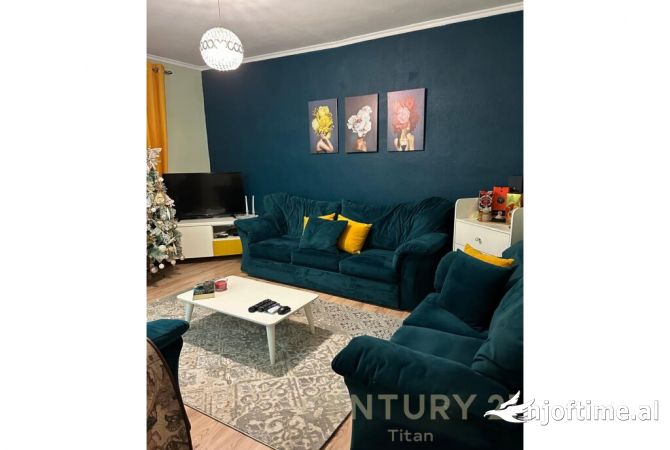 Shtepi ne shitje 1+1 ne Tirane - 120,000 Euro